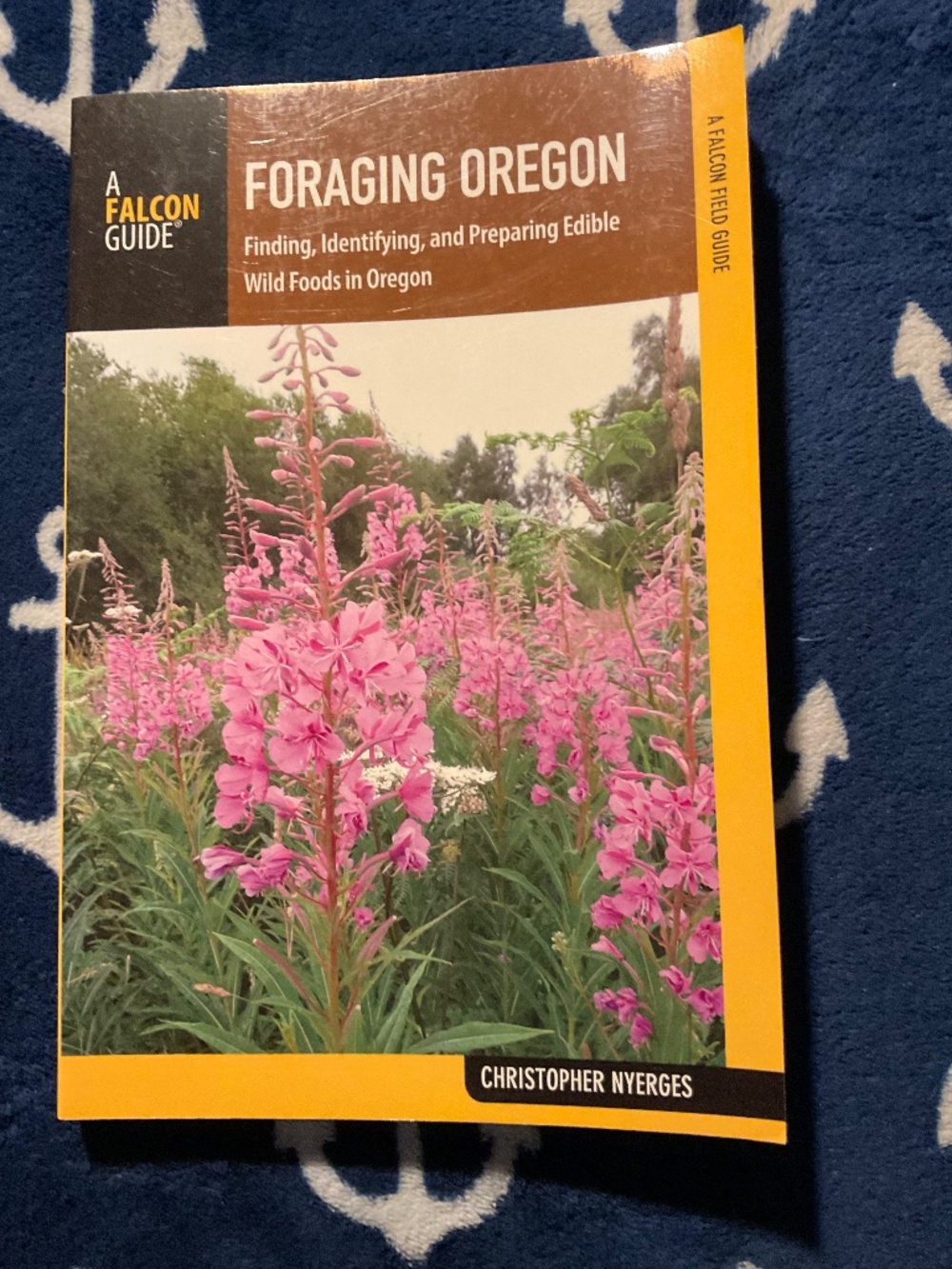 Foraging Oregon-Christopher Nyerges-Field Guide